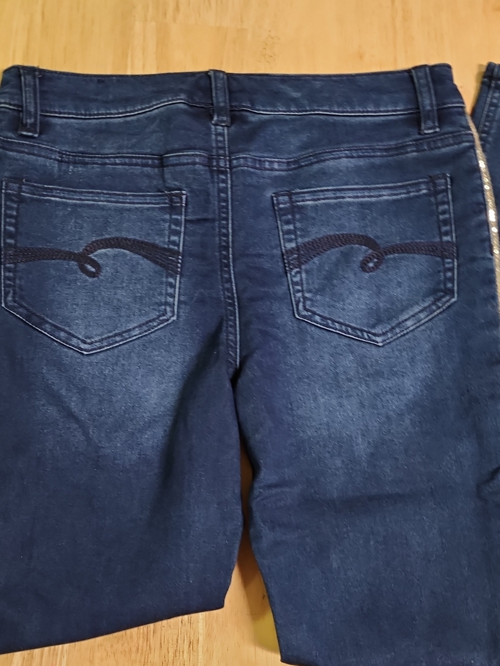Justice Girls Size 14 Simply Low Jegging Dark Wash Gold Sequin Stripe Jeans EUC - Picture 5 of 9
